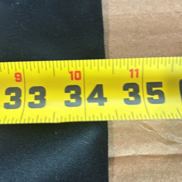 Black and White classic floral print scarf 34.5” square. - Picture 5 of 7